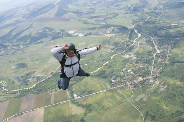 Авария спря тренировката на българските парашутисти за Световното в Германия