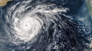 Ураганът "Матю" достигна пета степен на опасност. Заплашва бреговете на Колумбия
