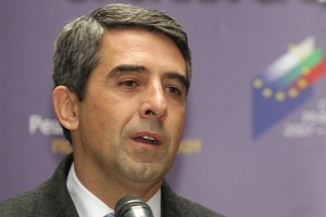 Плевневлиев отива на посещение в Габрово и Велико Търново