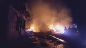 Пожари в Перник и „Филиповци“ изпепелиха къщи и складове