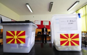 Европейски депутат: Не подкрепям партиите, които са готови на отложат изборите в Македония