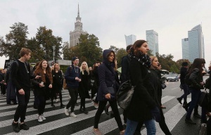 "Черен понеделник" в Полша. Протестират срещу забраната на абортите