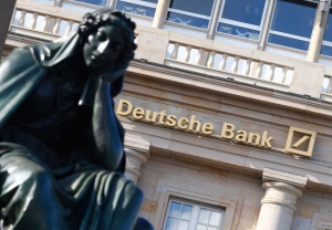 Deutsche Bank продава активи, търси помощ от държавата