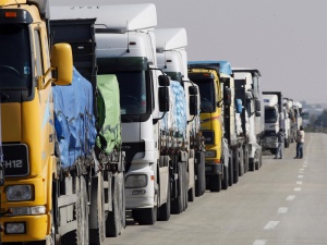 Международните превозвачи ще протестират, ако опашките по граничните пунктове не намалеят