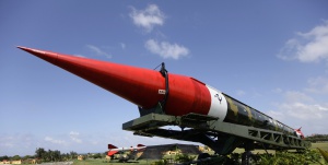 Северна Корея пренася ядрено оръжие и може да произведе до 21 атомни ракети