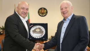 Кралев се срещна с президента на ЕАА Свен Арне Хансен