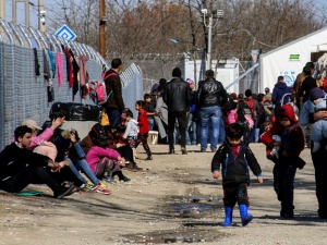 Словения на бунт заради изграждането на бежански лагер