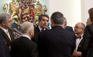 Плевнелиев връчи отличия на изявени българи