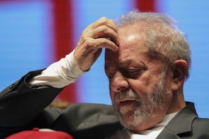 В Бразилия съдят Лула да Силва за корупция при проекти в Ангола