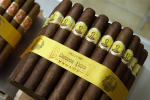 Правителството на САЩ свали ограниченията за кубинските пури и ром