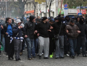 Полицията в София задържа трима души за тритежание на взривни вещества преди мача ЦСКА - София и „Левски“
