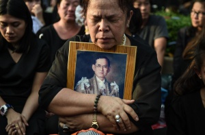 Траорът след смъртта на Адунядет няма да повлияе на парламентарните избори в Тайланд