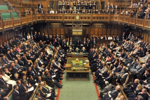 Британските власти разследват изнасилване на депутатски сътрудник в парламента