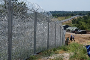 България получава нови 20 млн. лв. за ограда по границата Турция