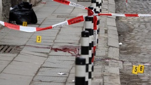Душевноболен наръга с нож мъж в София