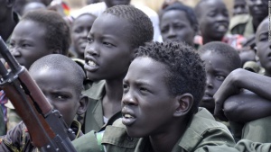Воюващите в Южен Судан получават оръжия от Източна Европа и Израел