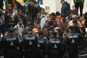 Турчин загина след сурова намеса на германската полиция при размирици във Везел