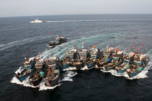 Пожар избухна на борда на тайвански риболовен кораб след сблъсък с друг плавателен съд