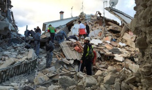 Над 15 хил. италианци останаха без дом след земетресението в неделя