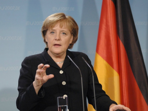 Меркел: Не съм променила политиката си за мигрантите. Действам последователно