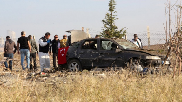 Кола бомба отне живота на 18 души в Югоизточна Турция