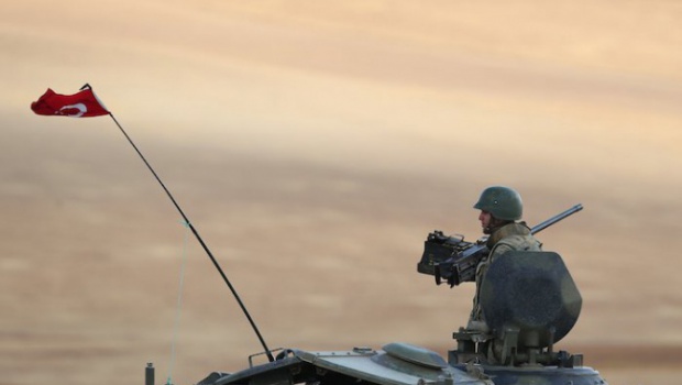 Бойци на ИД нападнаха турски лагер в Ирак