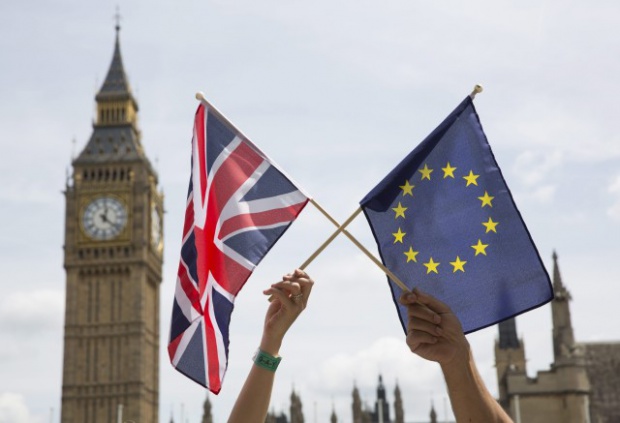 Великобритания ще трябва да плати спестените пари за членсто в ЕС, за да подсигури търговските условия след Брекзит
