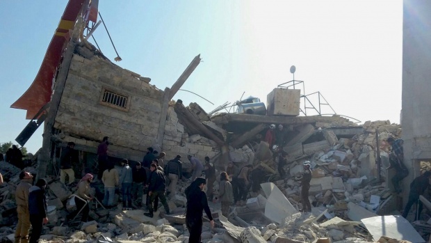 Въздушна атака взе живота на 14-членно семейство в Алепо