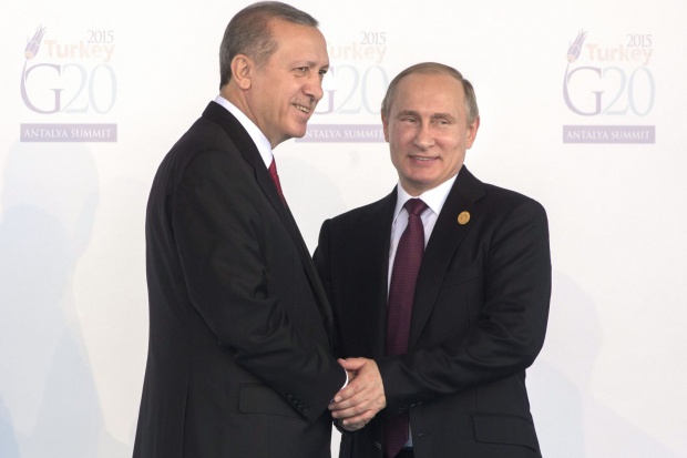 Ердоган и Путин обсъдили развитие на сътрудничество в търговско-икономическата области
