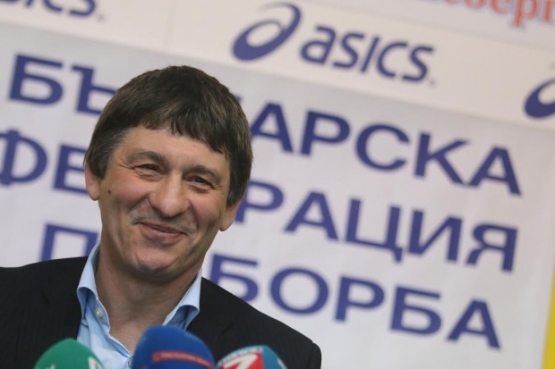 Йорданов откри новата зала в Шивачево