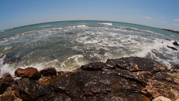 Министър Василева с обещание: Ще пазим Черно море от замърсяване