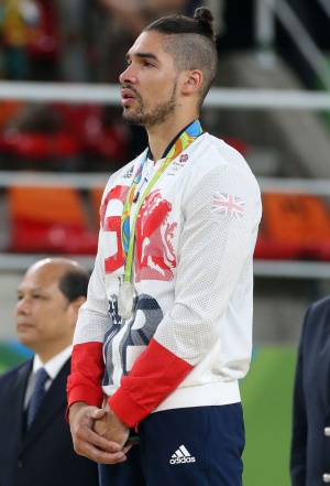 Два месеца лишаване от спортни занимания наложиха на медаилст от Рио за подигравски с исляма