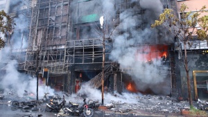 13 души изгоряха при пожар във Виетнам