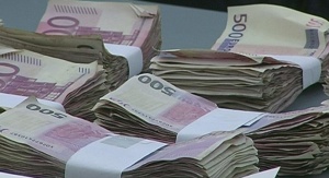 Прокуратурата повдигна обвинение и на третия задържан за фалшивите евро банкноти