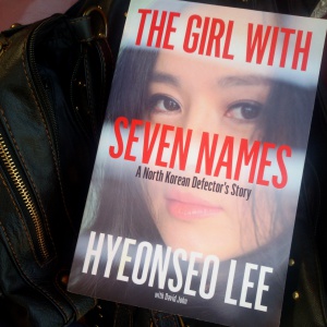 История за поробените севернокорейки жени разказана в бестселъра „Момичето със седем имена”