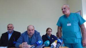 Онколозите от КОЦ-Пловдив: Невинни сме, някой иска да ни вземе пациентите
