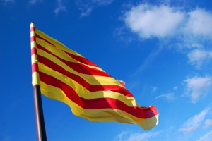 В Испания арестуваха кметица заради отказ да свали каталунския флаг