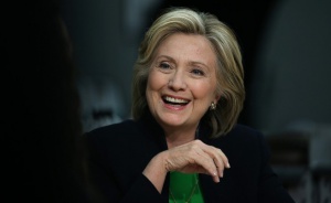 ФБР няма да санкционира Клинтън за електронната й поща