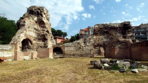 Археолози откриха римска баня в Пловдив