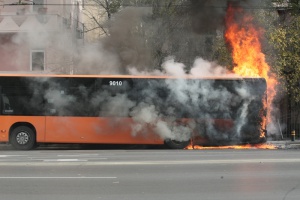 Горя автобус на градския транспорт на Цариградско шосе