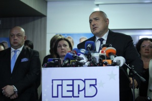 Премиерът Борисов внесе в НС оставката на правителството