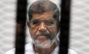 Отмениха смъртната присъда на бившия египетски президент (Обновена)