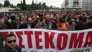 Продължават щафетните стачки на градския транспорт в Атина