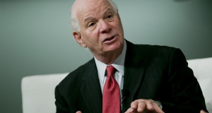 Американски сенатори работят върху закон против Русия