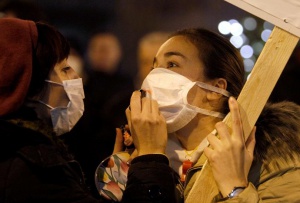 Извънредно положение в Скопие! Призоваха гражданите да не напускат домовете си, заради силното замърсяване на въздуха
