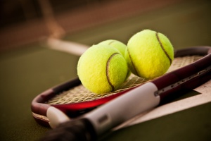 Българската федерация по тенис финансира подготовката на четирима от най-добрите ни състезатели