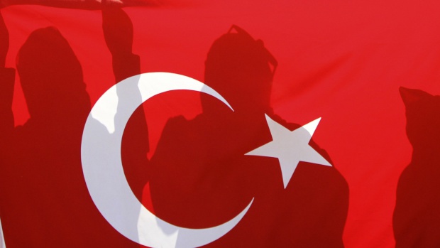 Прокуратурата в Анкара издаде заповед за ареста на 21 експерти от ВСРТ