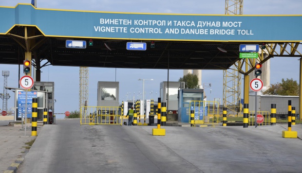 Румъния поиска спиране на движението през ГКПП Дунав мост – Русе