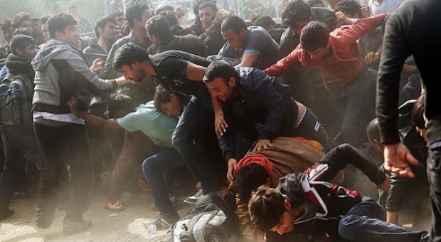 ЕК: Близо 12 хил. мигранти са разселени по квотите на ЕС