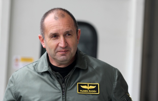 Ген. Румен Радев: Борисов загуби много ценно време заради фотосесиите си по границата